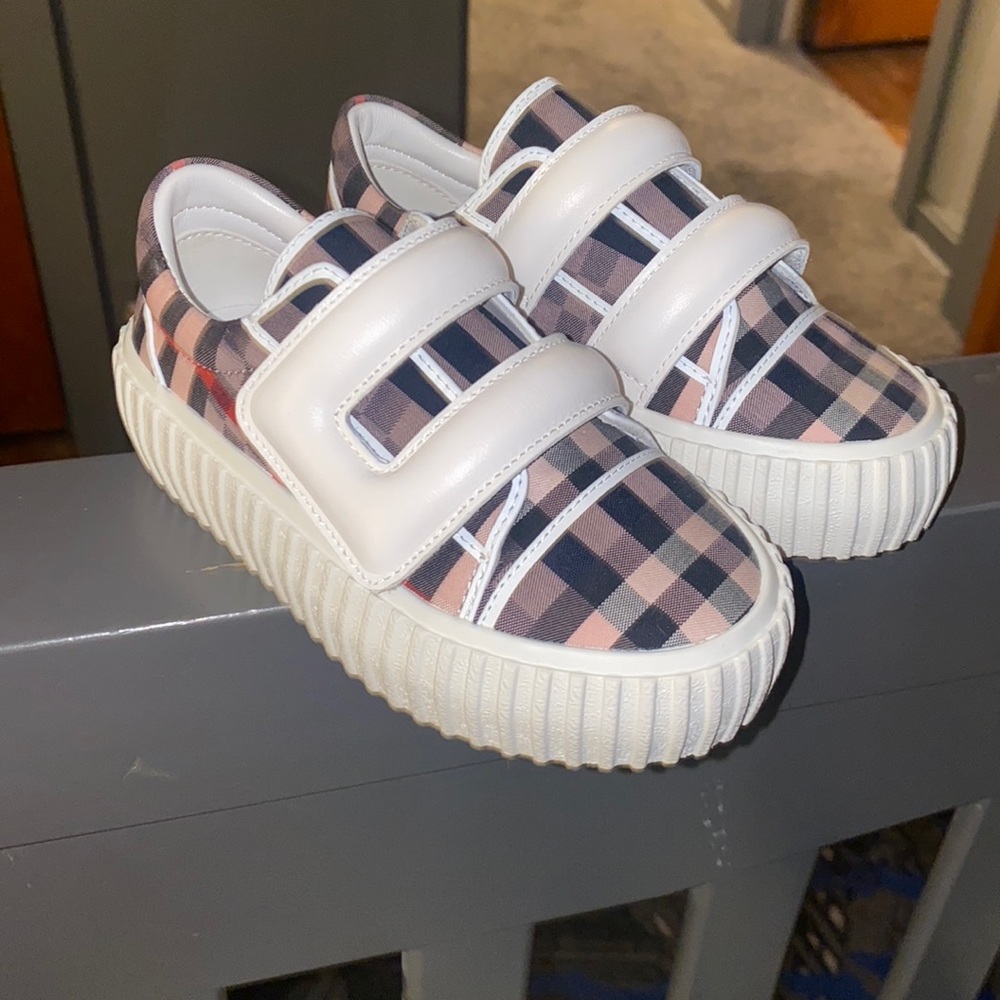 Toddler Burberry shoes. NEVER WORN